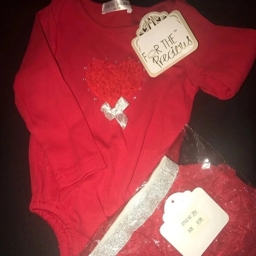 ❤️VALENTINES❤️ EMBELLISHED BODYSUIT/TUTU 6-12M